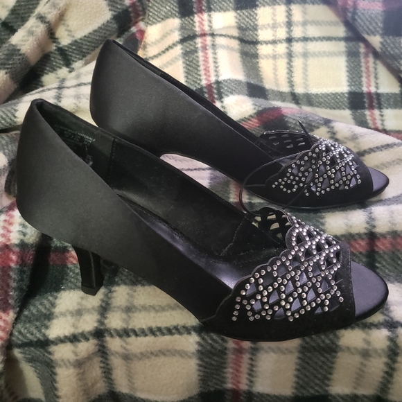 NEW Laura Scott Size 7 Black Heels Rhinestones - Picture 8 of 11